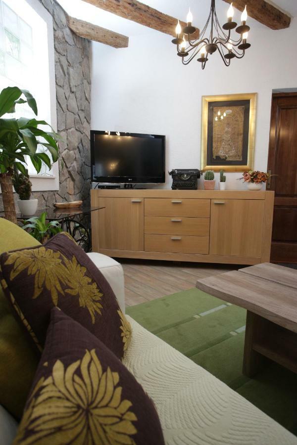 Charming Apartment In Primosten Bagian luar foto